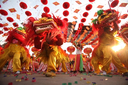 thuê múa lân